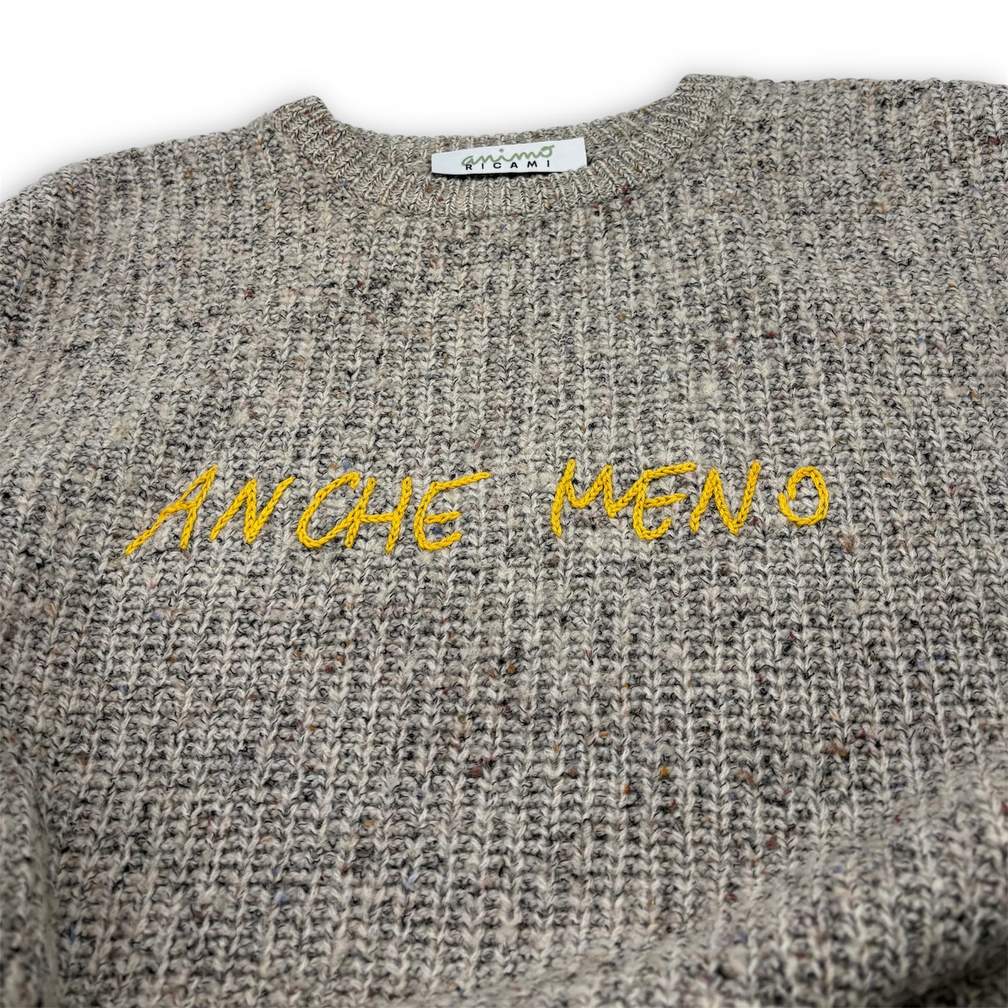 Maglione Re-loved “Anche meno”