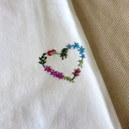 Maglietta "Cuore di fiori"