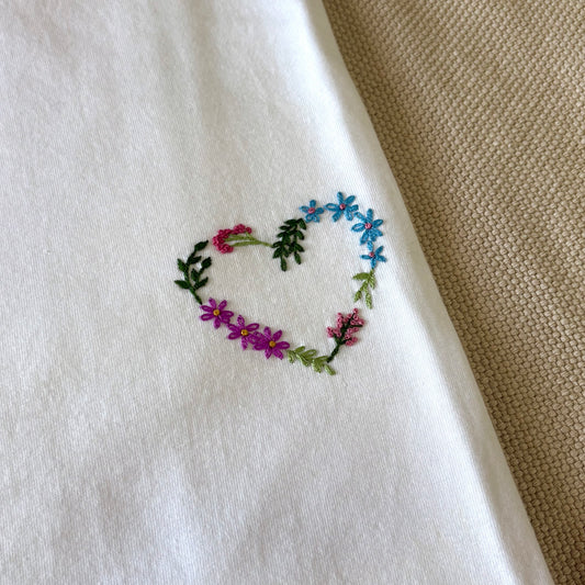 Maglietta "Cuore di fiori"