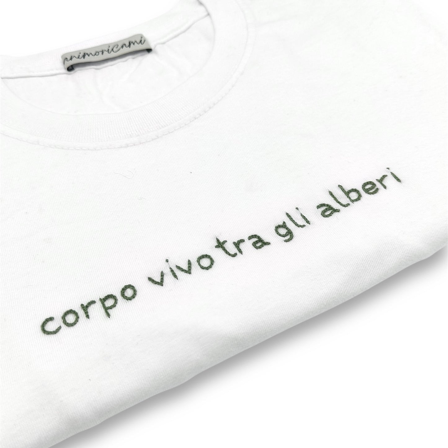 Maglietta "Corpo vivo tra gli alberi"